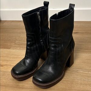 Nine West Chunky Platform Booties 90s/Y2K